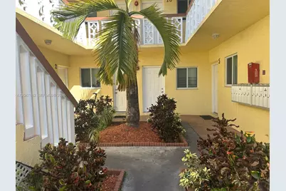 724 NE 4th St #9, Hallandale Beach, FL 33009 - Photo 1