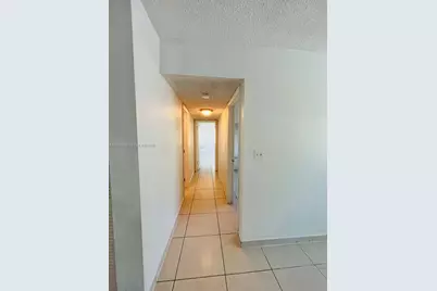 724 NE 4th St #9, Hallandale Beach, FL 33009 - Photo 7