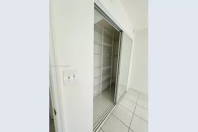 724 NE 4th St #9, Hallandale Beach, FL 33009 - Photo 3