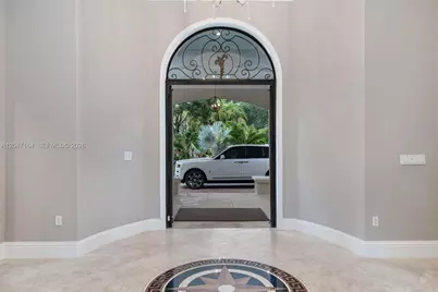 6890 SW 94th St, Pinecrest, FL 33156 - Photo 17