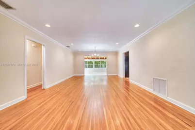 1116 Almeria Ave, Coral Gables, FL 33134 - Photo 5