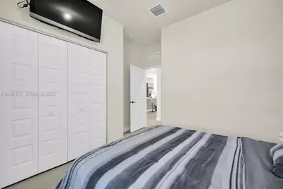 8045 NW 104th Ave #32, Doral, FL 33178 - Photo 17