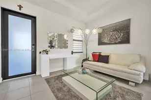 8045 NW 104th Ave, Doral, FL 33178 - Photo 3
