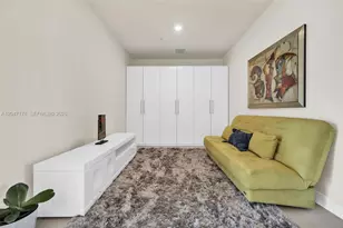8045 NW 104th Ave, Doral, FL 33178 - Photo 9