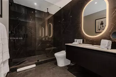 20 NE 11 #4404, Miami, FL 33132 - Photo 3