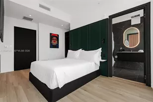 20 NE 11, Miami, FL 33132 - Photo 9