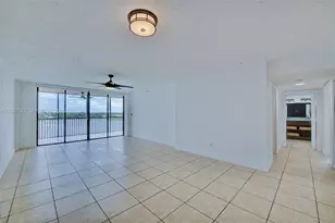 20850 San Simeon Way, Miami, FL 33179 - Photo 11