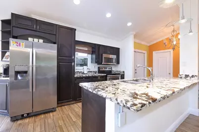 8251 NW 51st Ct, Lauderhill, FL 33351 - Photo 11