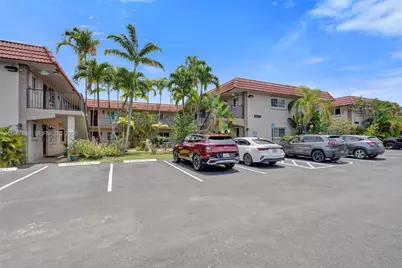 3050 NE 5th Ter #13, Wilton Manors, FL 33334 - Photo 35