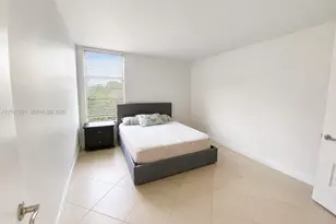8870 Fontainebleau Blvd, Miami, FL 33172 - Photo 7