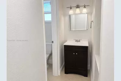 8870 Fontainebleau Blvd #106, Miami, FL 33172 - Photo 11