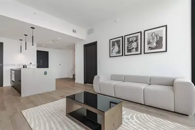 20 NE 11 St #4901, Miami, FL 33132 - Photo 3