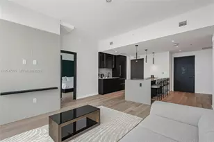 20 NE 11th St, Miami, FL 33132 - Photo 25