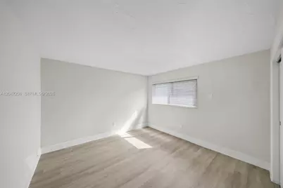 1330 W 29th St #34, Hialeah, FL 33012 - Photo 11