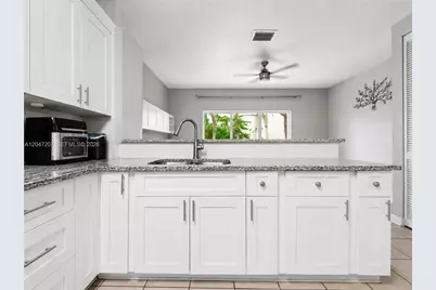 1555 NE 33rd Rd #112-2, Homestead, FL 33033 - Photo 11