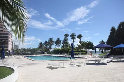 5151 Collins Ave #429, Miami Beach, FL 33140 - Photo 25