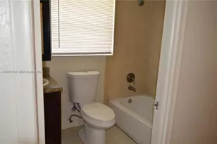 1741 SW 40th Terrace, Fort Lauderdale, FL 33317 - Photo 23