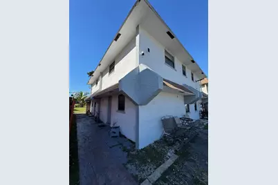 1741 SW 40th Ter, Fort Lauderdale, FL 33317 - Photo 3