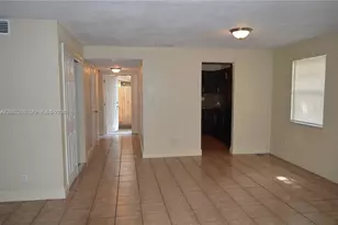 1741 SW 40th Terrace, Fort Lauderdale, FL 33317 - Photo 9