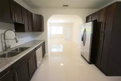 1497 NE 118th Ter #2, Miami, FL 33161 - Photo 5