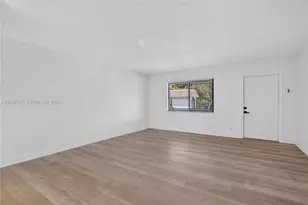 615 NE 26th St, Wilton Manors, FL 33305 - Photo 9