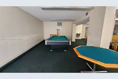 800 Parkview Dr #912, Hallandale Beach, FL 33009 - Photo 27
