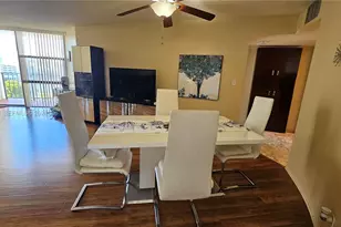 800 Parkview Dr, Hallandale Beach, FL 33009 - Photo 5