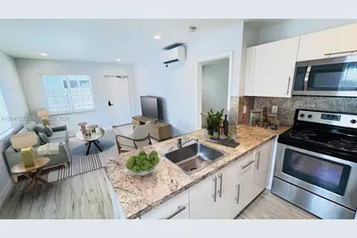 718 SE 13th St #4, Fort Lauderdale, FL 33316 - Photo 3