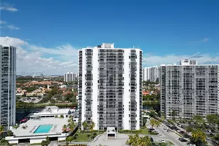 3675 N Country Club Dr, Aventura, FL 33180 - Photo 29