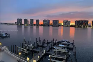 18000 N Bay Rd, Sunny Isles Beach, FL 33160 - Photo 29
