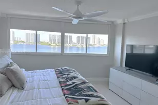 18000 N Bay Rd, Sunny Isles Beach, FL 33160 - Photo 11