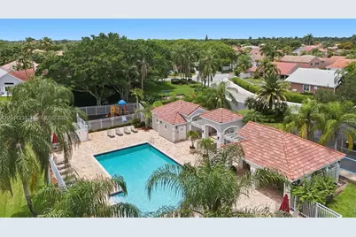 411 Bermuda Springs Dr, Weston, FL 33326 - Photo 31