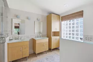 411 Bermuda Springs Dr, Weston, FL 33326 - Photo 21