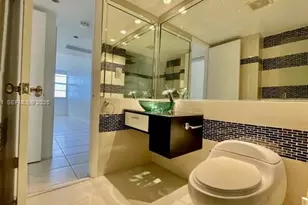 6450 Collins Ave, Miami Beach, FL 33141 - Photo 13