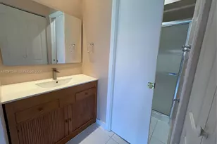 1479 Springside Dr, Weston, FL 33326 - Photo 7