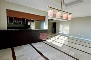 1800 N Bayshore Dr, Miami, FL 33132 - Photo 5