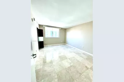 1800 N Bayshore Dr #2315, Miami, FL 33132 - Photo 17