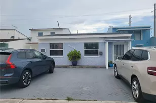6691 W 15th Ct, Hialeah, FL 33012 - Photo 13