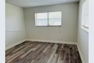 8025 S Colony Cir S #210, Tamarac, FL 33321 - Photo 5