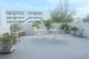 3849 NE 169th St, North Miami Beach, FL 33160 - Photo 15