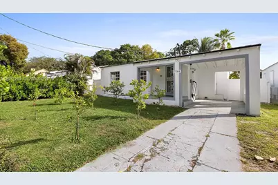 794 NW 45th St, Miami, FL 33127 - Photo 13