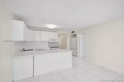 1228 West Ave #613, Miami Beach, FL 33139 - Photo 9