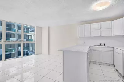 1228 West Ave #613, Miami Beach, FL 33139 - Photo 11