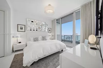 200 Biscayne Boulevard Way #5110, Miami, FL 33131 - Photo 21