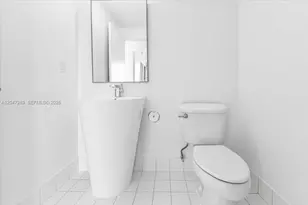 601 NE 36th St, Miami, FL 33137 - Photo 13