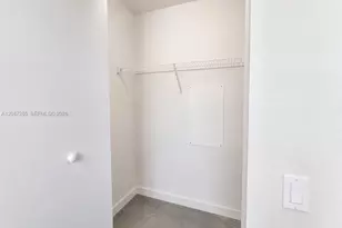 151 SE 1st St, Miami, FL 33131 - Photo 9