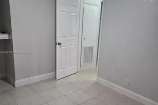 6118 Royal Palm Blvd, Margate, FL 33063 - Photo 9