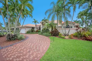 392 Coconut Cir, Weston, FL 33326 - Photo 7