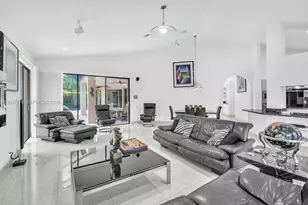 392 Coconut Cir, Weston, FL 33326 - Photo 27