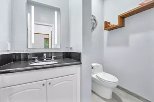 392 Coconut Cir, Weston, FL 33326 - Photo 49